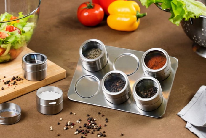 Банки с магнитной доской