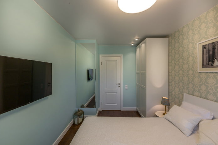 Спальня, шкаф, зеркало